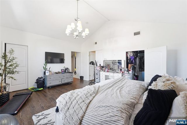 770 Hartwell Street, Teaneck, NJ 07666