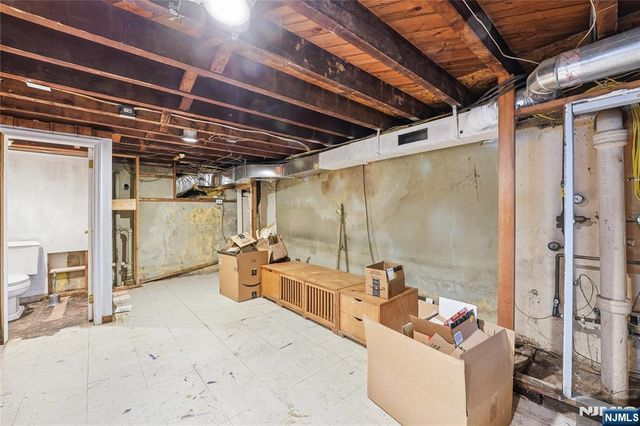 770 Hartwell Street, Teaneck, NJ 07666