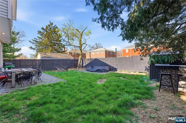 770 Hartwell Street, Teaneck, NJ 07666