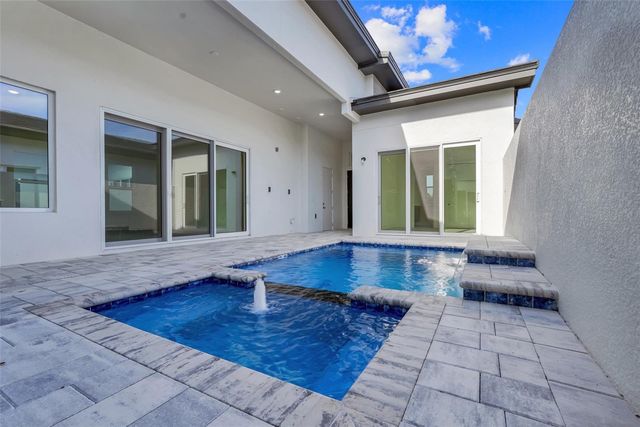 3044 KENSINGTON AVENUE, Davenport, FL 33837