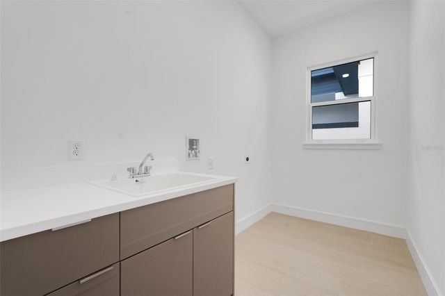 3044 KENSINGTON AVENUE, Davenport, FL 33837