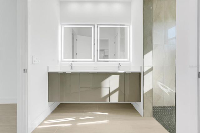 3044 KENSINGTON AVENUE, Davenport, FL 33837