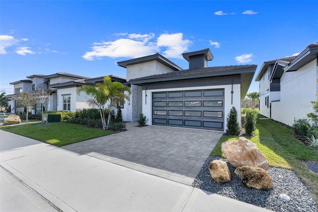 3044 KENSINGTON AVENUE, Davenport, FL 33837