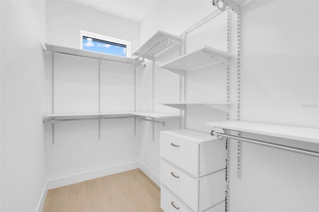 3044 KENSINGTON AVENUE, Davenport, FL 33837