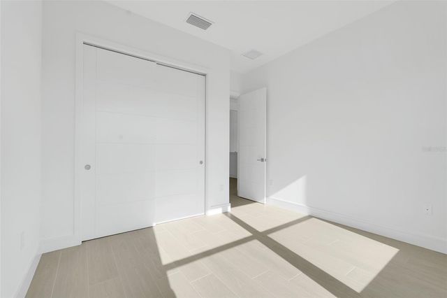 3044 KENSINGTON AVENUE, Davenport, FL 33837