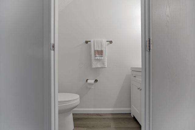 4641 Athalia Drive, 18b, Columbus, OH 43228