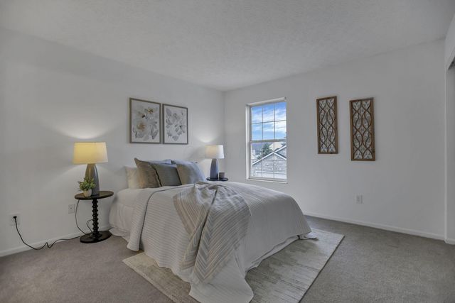 4641 Athalia Drive, 18b, Columbus, OH 43228