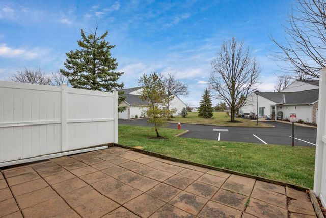 4641 Athalia Drive, 18b, Columbus, OH 43228