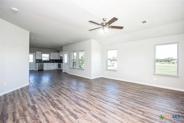 544 Buckskin Drive, Palacios, TX 77465