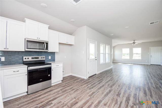 544 Buckskin Drive, Palacios, TX 77465