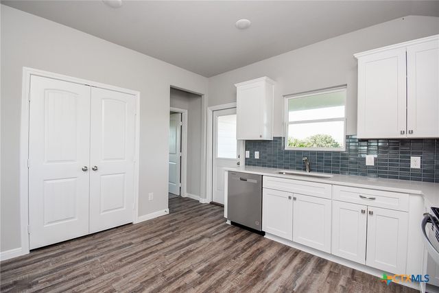 544 Buckskin Drive, Palacios, TX 77465