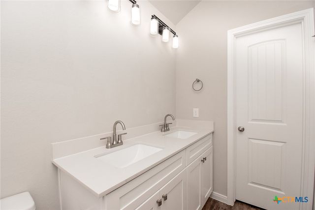 544 Buckskin Drive, Palacios, TX 77465