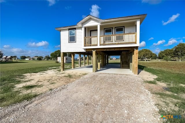 544 Buckskin Drive, Palacios, TX 77465