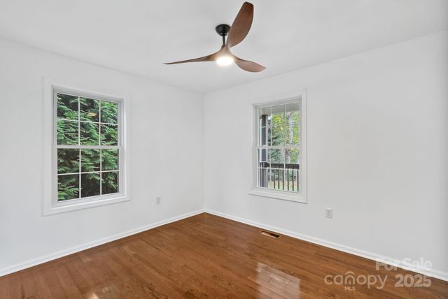 27 Grey River Run, Asheville, NC 28804