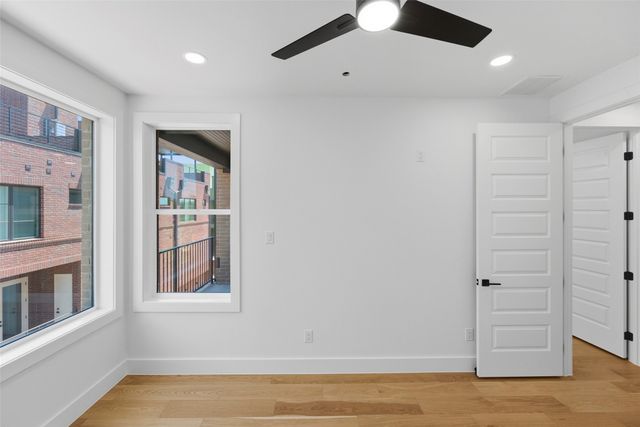 404 Vista Buena Trail, Fort Worth, TX 76111