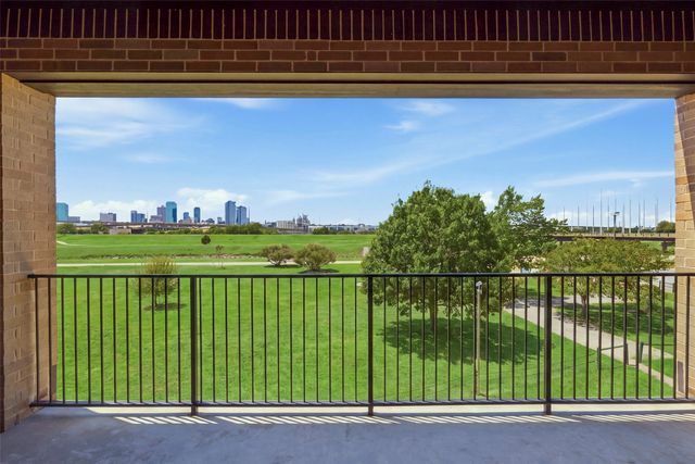 404 Vista Buena Trail, Fort Worth, TX 76111