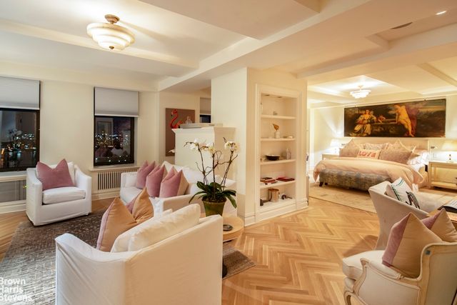 130 E END Avenue PHB, New York City, NY 10028