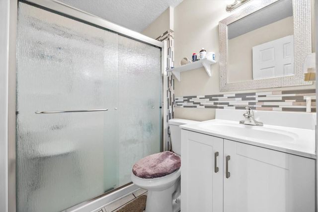 1215 37th Avenue, Vero Beach, FL 32960