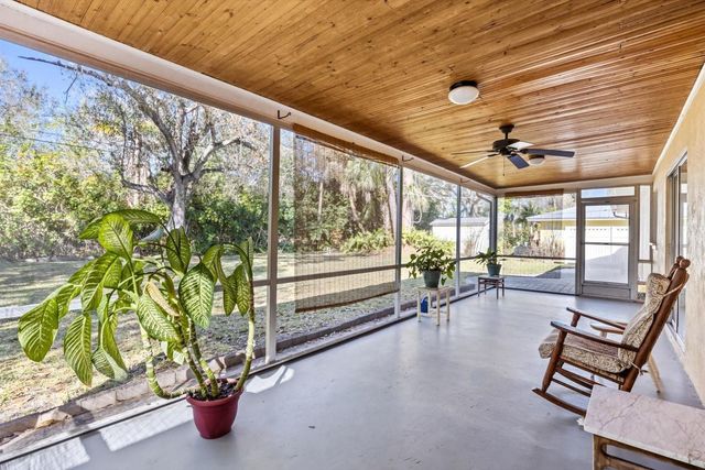 1215 37th Avenue, Vero Beach, FL 32960