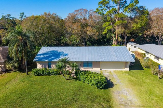 1215 37th Avenue, Vero Beach, FL 32960