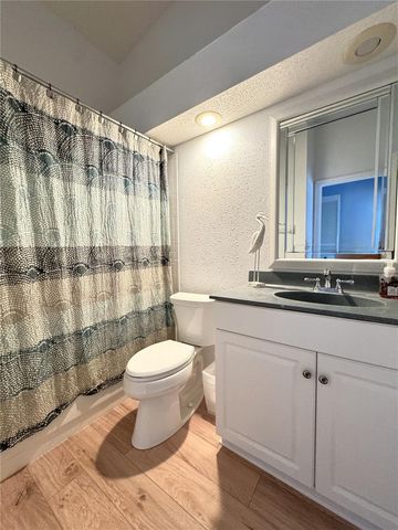 1304 PERICO POINT CIRCLE, Bradenton, FL 34209