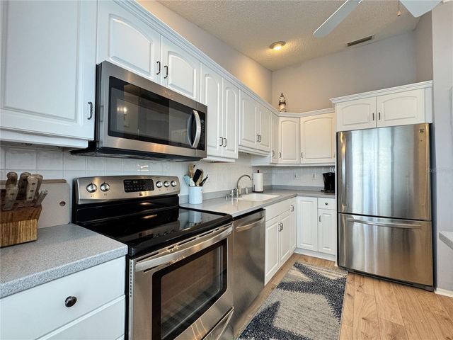 1304 PERICO POINT CIRCLE, Bradenton, FL 34209