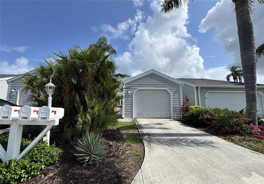 1304 PERICO POINT CIRCLE, Bradenton, FL 34209