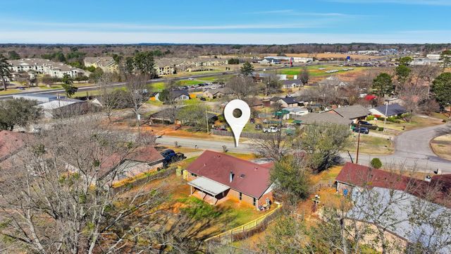 107 Janet Kay, Longview, TX 75605