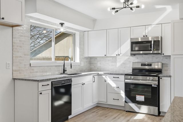 107 Janet Kay, Longview, TX 75605