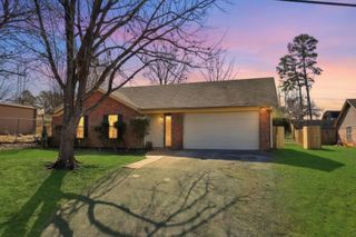 107 Janet Kay, Longview, TX 75605
