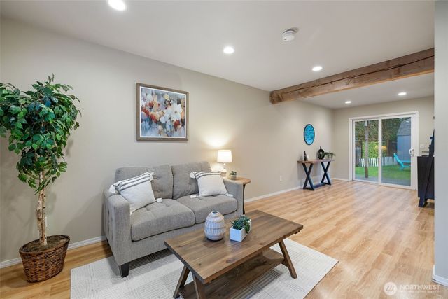 405 Amberwood Circle, Sultan, WA 98294