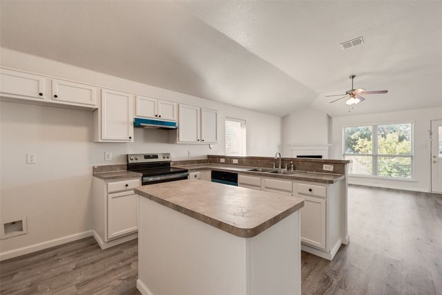7437 Diamond Springs Trail, Fort Worth, TX 76123