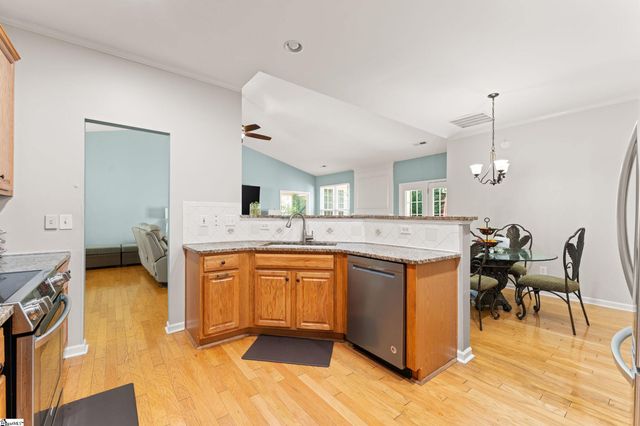 116 Landau Place, Simpsonville, SC 29680