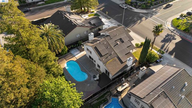 3208 Touriga Dr, Pleasanton, CA 94566