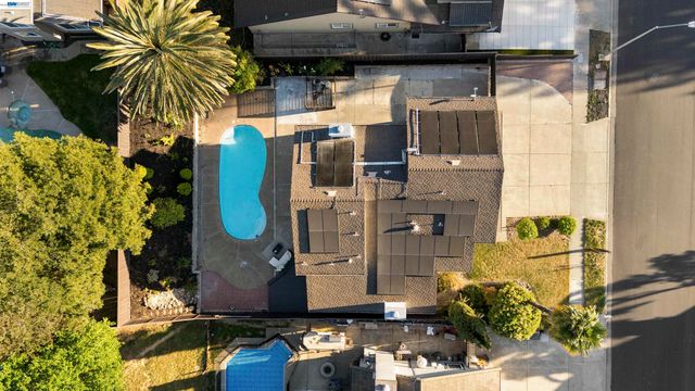 3208 Touriga Dr, Pleasanton, CA 94566