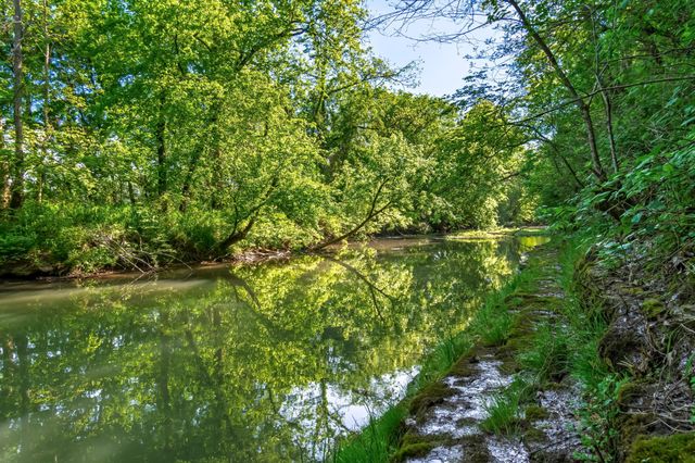 300 Gunter Smith Rd, Pulaski, TN 38478
