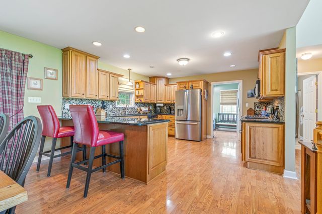 300 Gunter Smith Rd, Pulaski, TN 38478