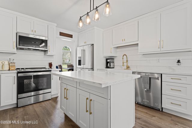 19633 Champion Circle, Gulfport, MS 39503