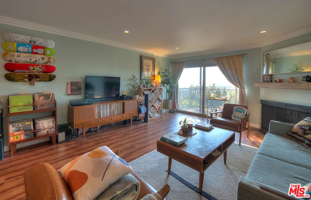 1707 Micheltorena Street 208, Los Angeles, CA 90026 — photo 3