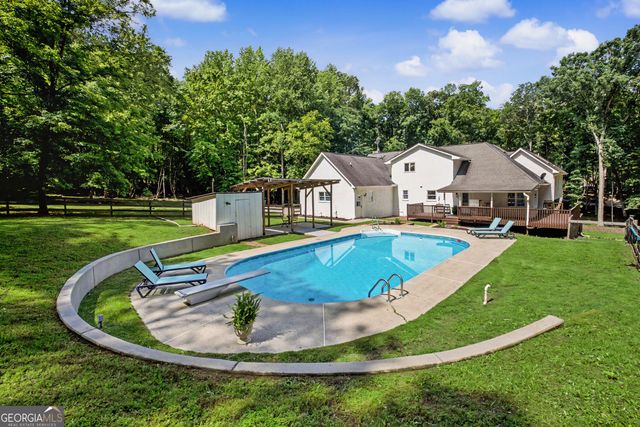 360 Darren Drive, Fayetteville, GA 30215