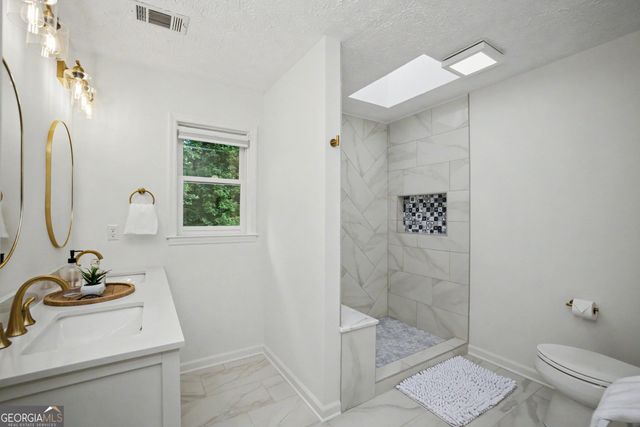 360 Darren Drive, Fayetteville, GA 30215