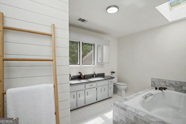 360 Darren Drive, Fayetteville, GA 30215