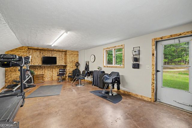 360 Darren Drive, Fayetteville, GA 30215