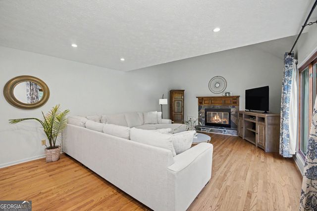 360 Darren Drive, Fayetteville, GA 30215