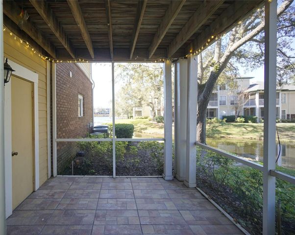 10122 WINSFORD OAK BOULEVARD 409, Tampa, FL 33624