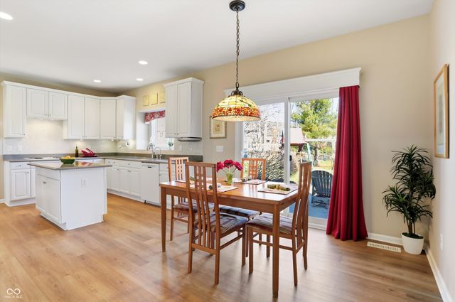 10828 Woodmont Lane, Fishers, IN 46037