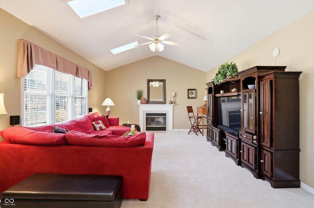 10828 Woodmont Lane, Fishers, IN 46037