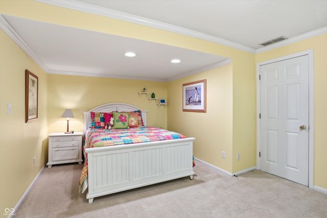 10828 Woodmont Lane, Fishers, IN 46037