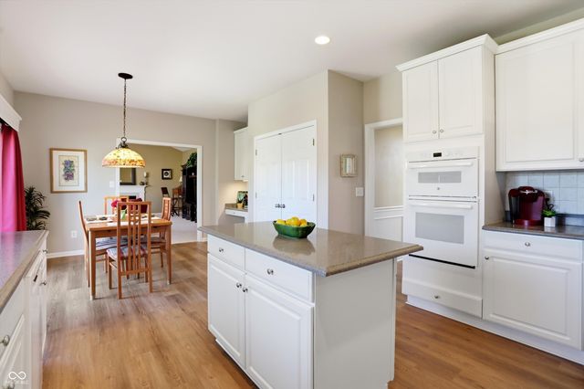 10828 Woodmont Lane, Fishers, IN 46037