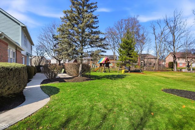 10828 Woodmont Lane, Fishers, IN 46037